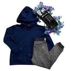 DKNY NWOT Sweat Outfit for Boys Size 6